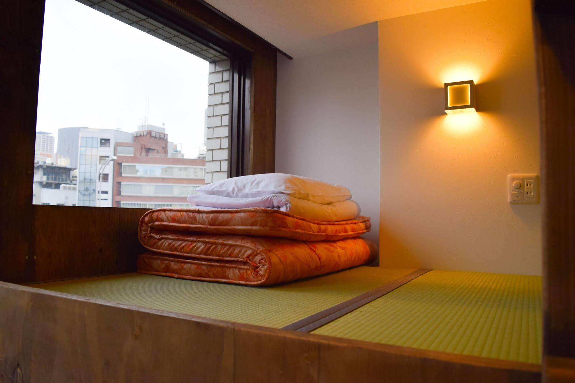 Fuku Hostel Nagomi Namba Oszaka Kültér fotó